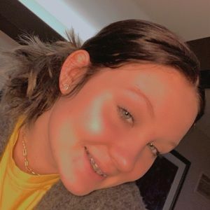 Meet your Posher, Carly